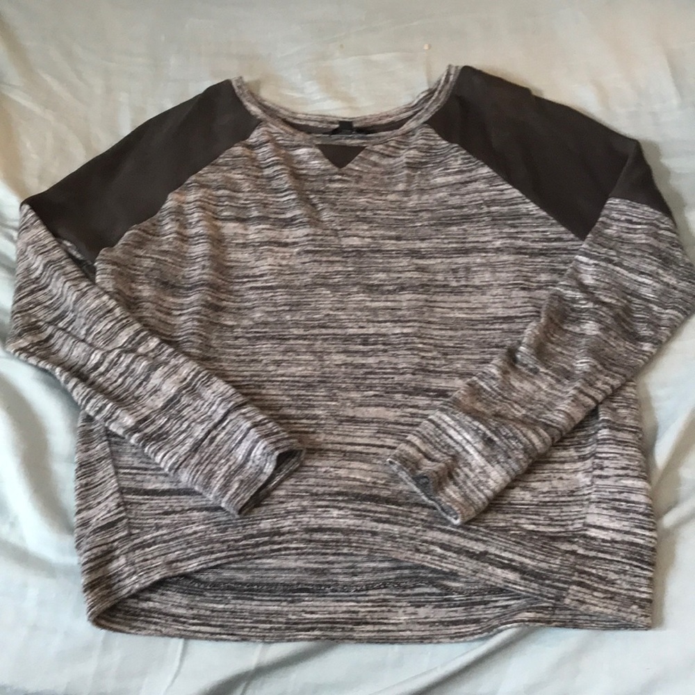 Long sleeve shirt from guess!